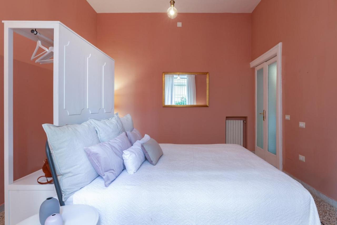 Starhost - Chez Mamie Apartment Salerno Luaran gambar