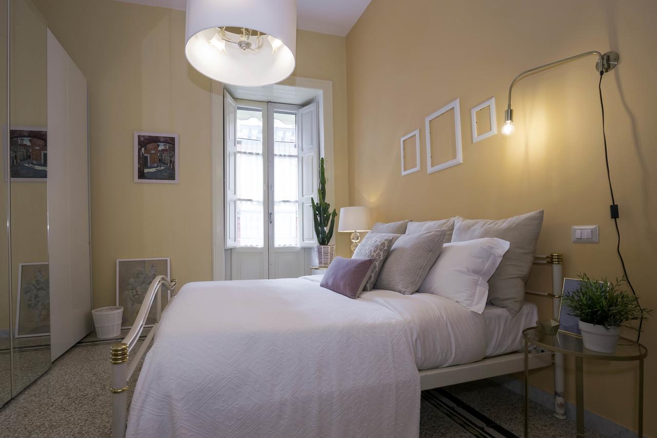 Starhost - Chez Mamie Apartment Salerno Luaran gambar